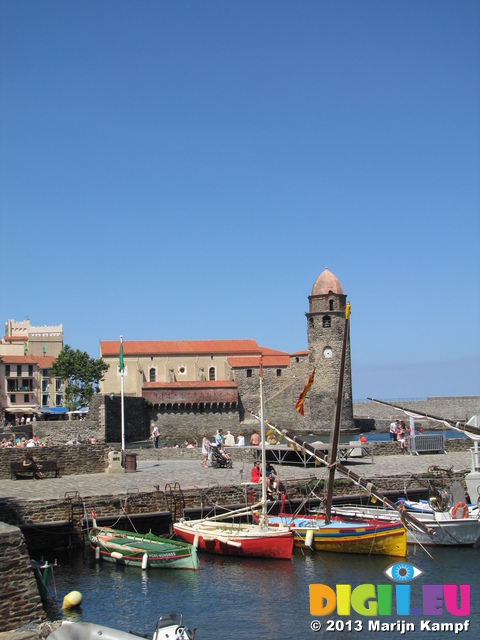 SX27777 Traditional Catalan Boats in Collioure